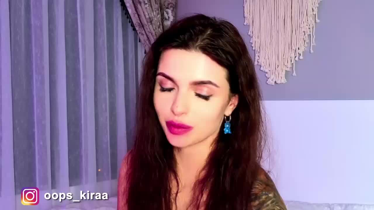 Oops_kiraa Live Sex April 13, 2026
