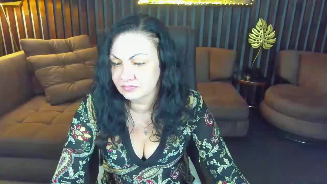 IrissMoon Live Sex April 13, 2026