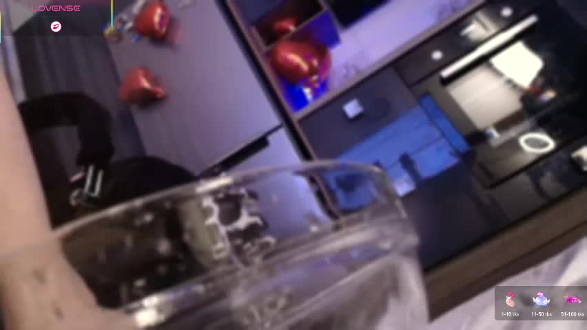 konfetochka77 Live Sex April 13, 2026