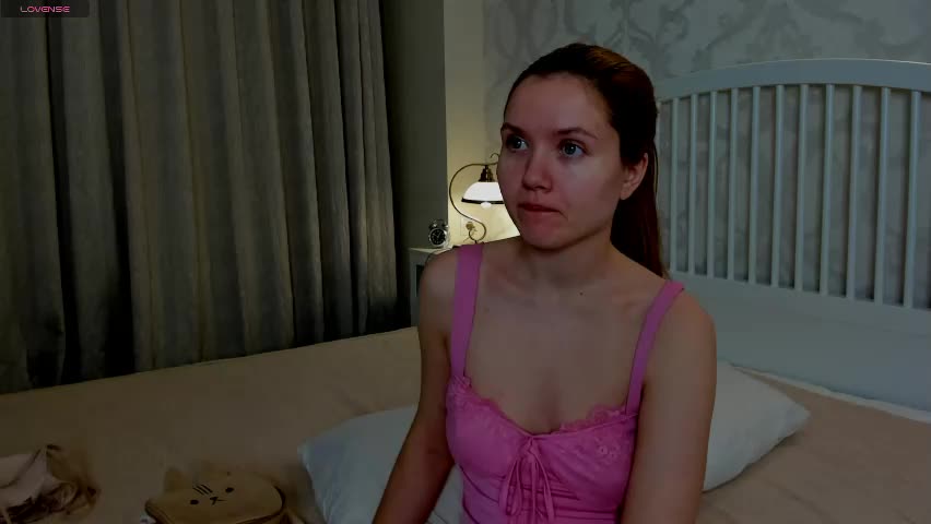 eva__lewis Live Sex April 14, 2026