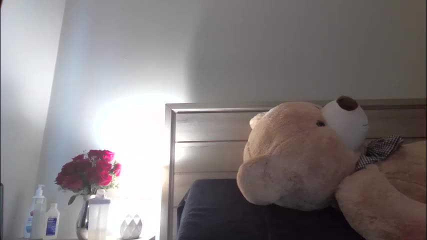 fragilemasochist Live Sex April 14, 2026