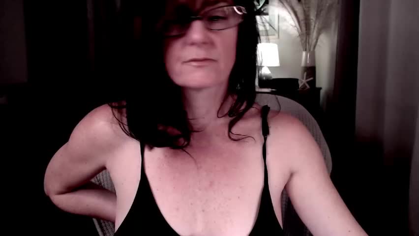 raven_feathers Live Sex April 14, 2026