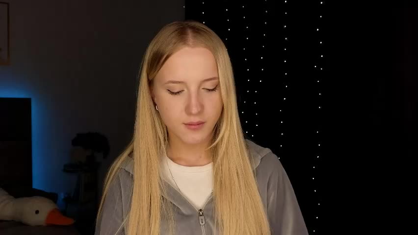 adele_armas Live Sex April 14, 2026