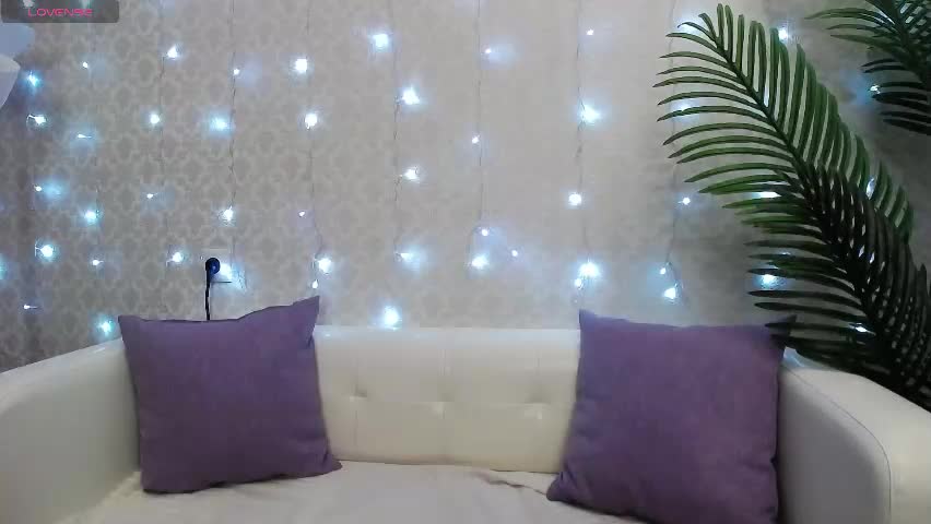 camelia_lillie Live Sex April 14, 2026