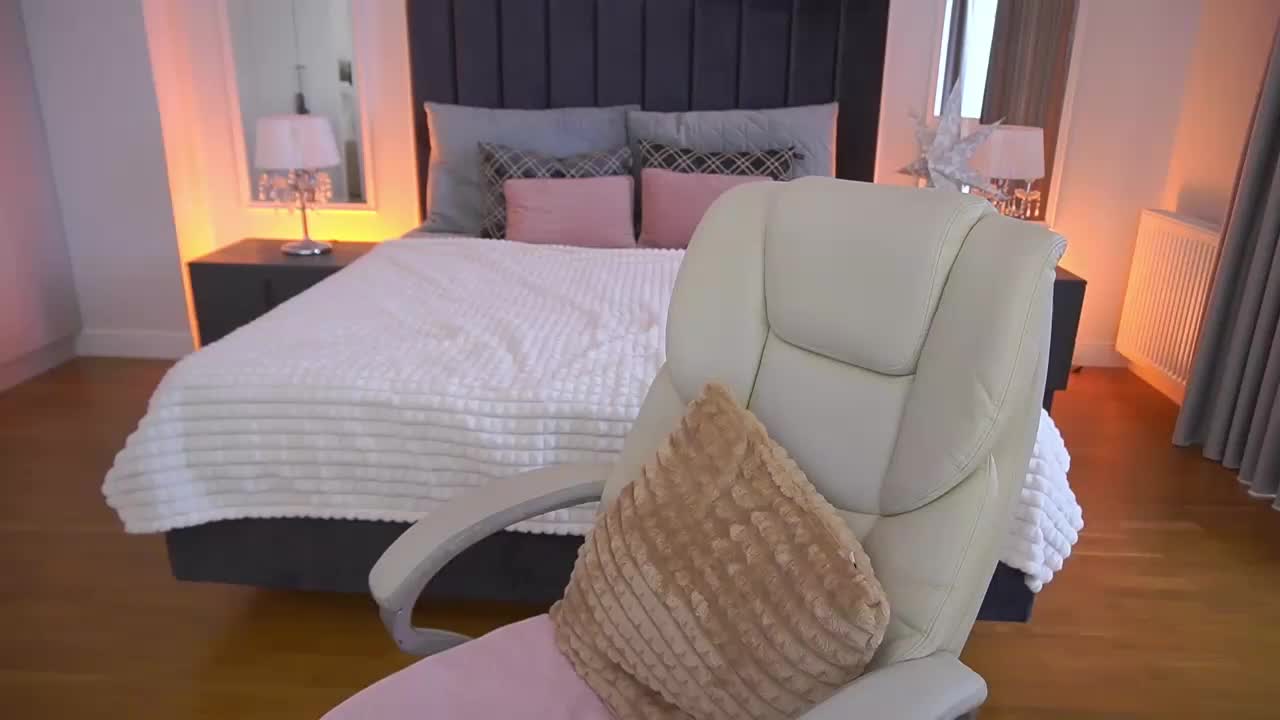 CozyMell Live Sex April 14, 2026