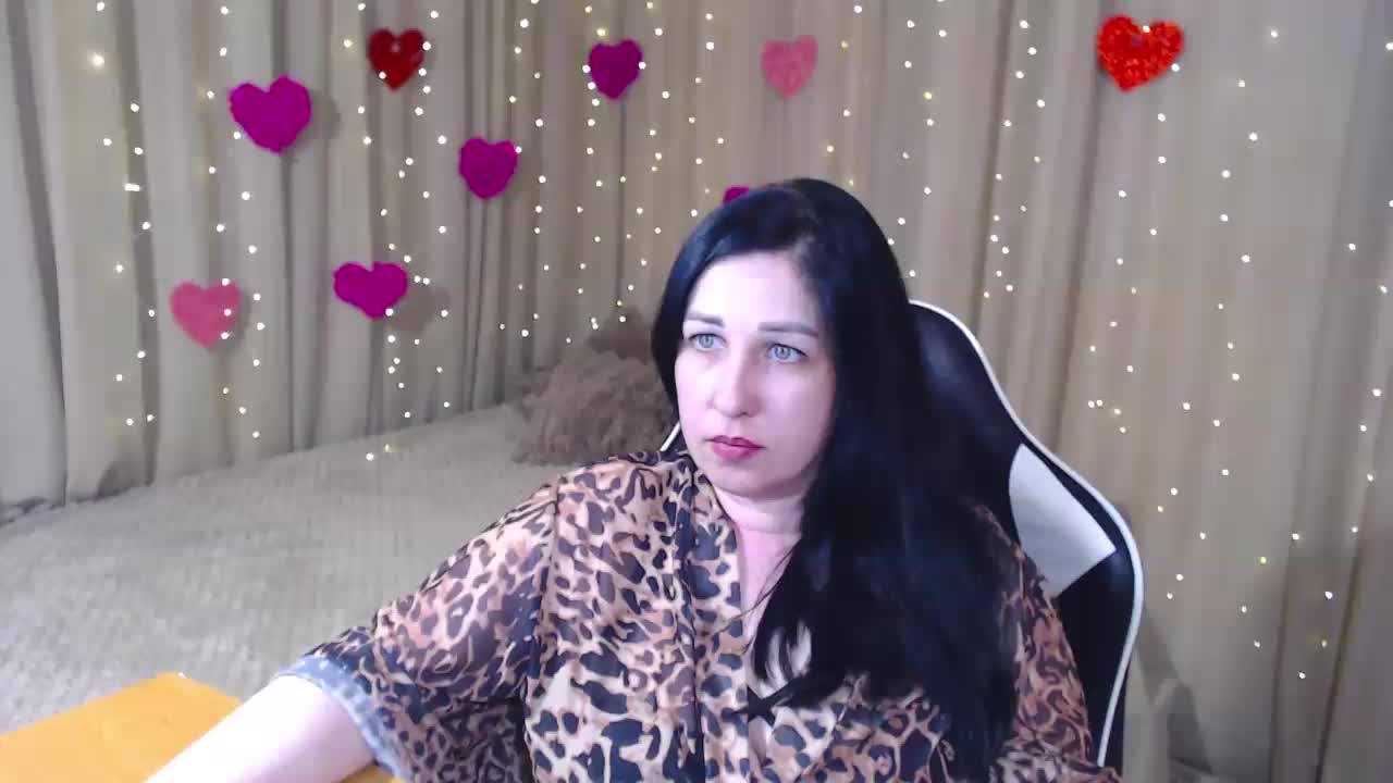 JillStevens Live Sex April 14, 2026
