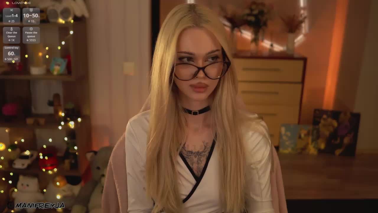 ManiFreyja Live Sex April 14, 2026