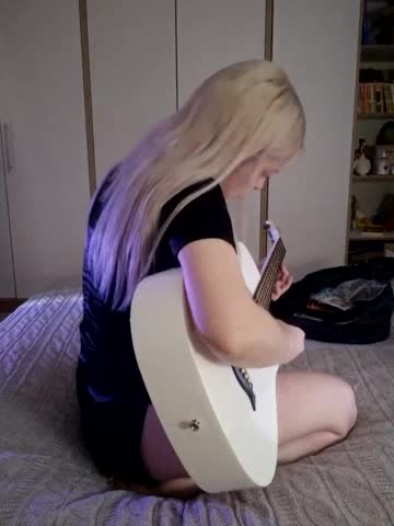 3ATPAXAHA Live Sex April 14, 2026