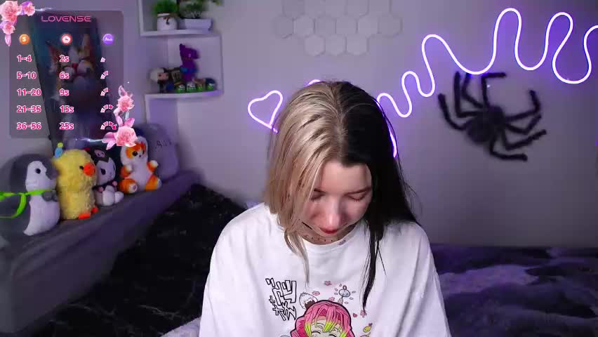 emmie_everly Live Sex April 14, 2026
