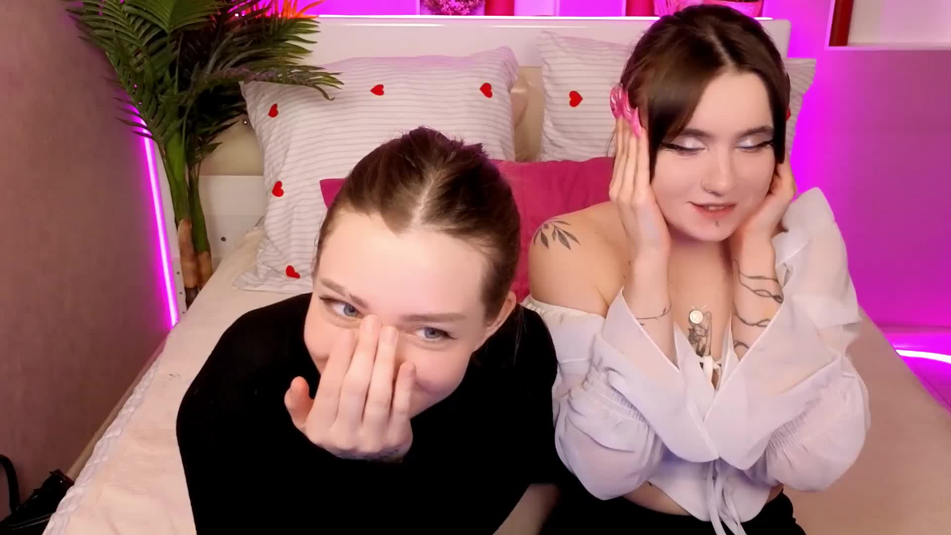 MaoandLulu Live Sex April 14, 2026