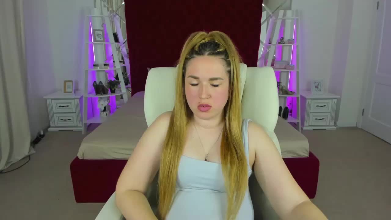 SofiiDarling Live Sex April 14, 2026