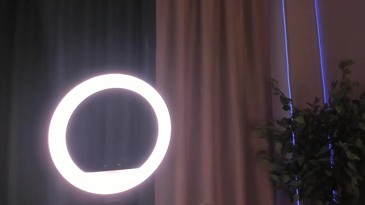 emy-angel1 Live Sex April 14, 2026