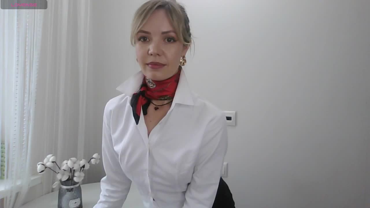 Red_Rose_98 Live Sex April 14, 2026