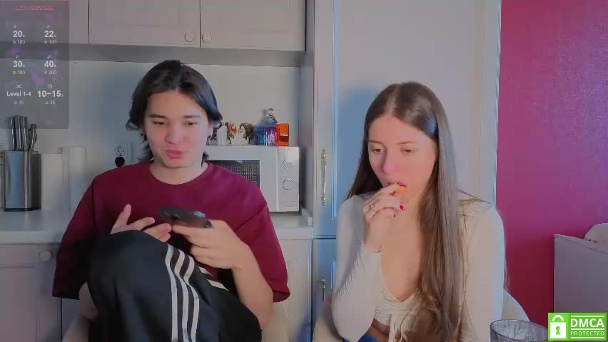 ihavepaws33 Live Sex April 14, 2026