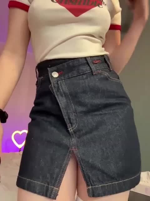 Businka13 Live Sex April 14, 2026