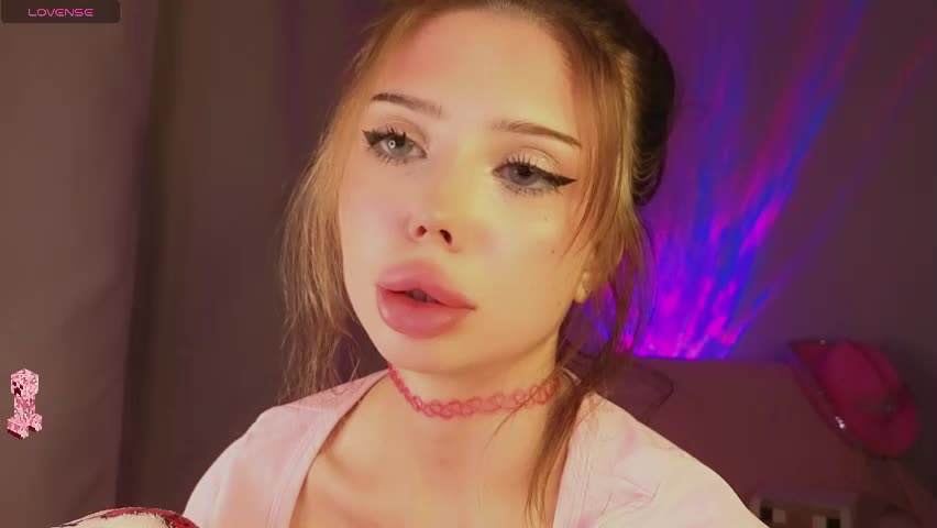 jessie_johns Live Sex April 14, 2026