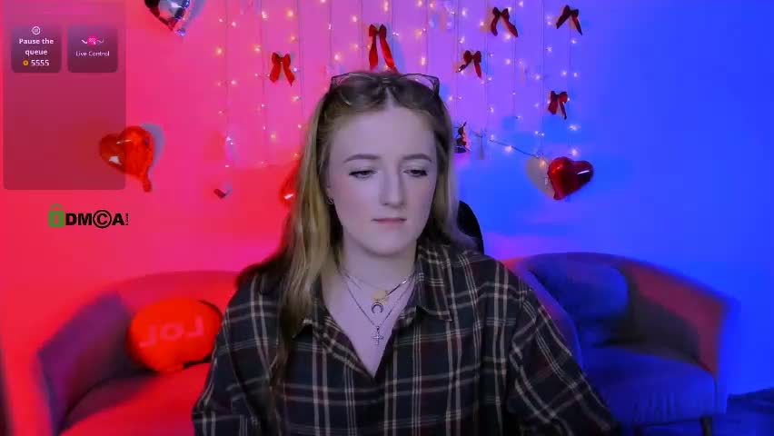 luna_berryy Live Sex April 14, 2026