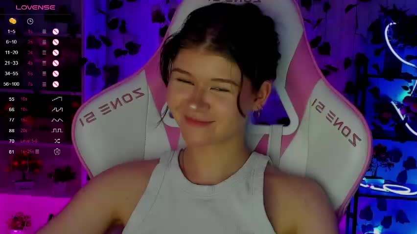 alice_tails Live Sex April 14, 2026