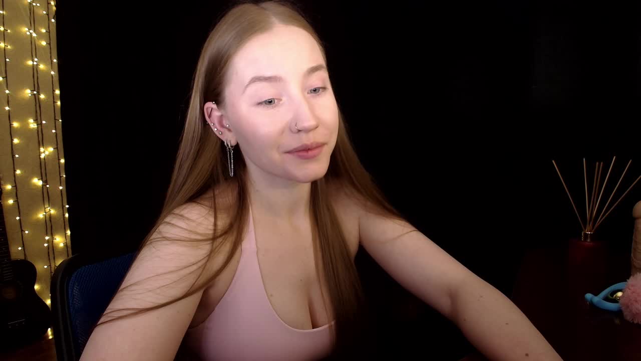 SindiWatson Live Sex April 14, 2026