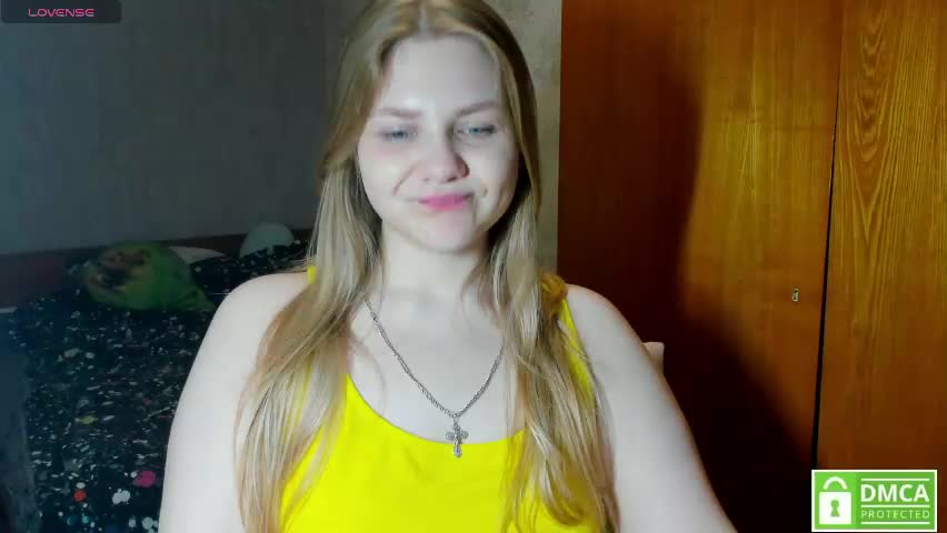 emmafrizea Live Sex April 14, 2026