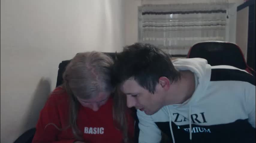 jenisandpeter Live Sex April 14, 2026