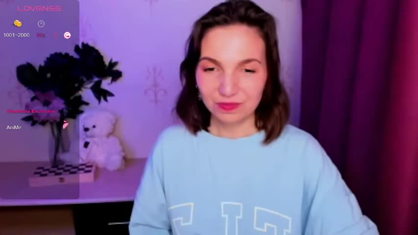 kindhazelhere_ Live Sex April 14, 2026