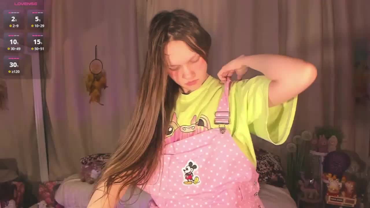 CuteLolly Live Sex April 14, 2026