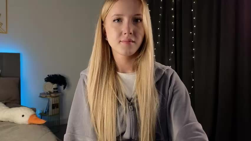 adele_armas Live Sex April 14, 2026