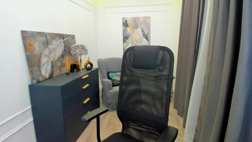 vivianlirei Live Sex April 14, 2026
