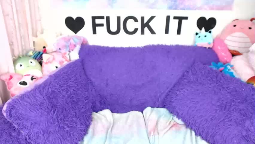 mackenziewolfe Live Sex April 14, 2026