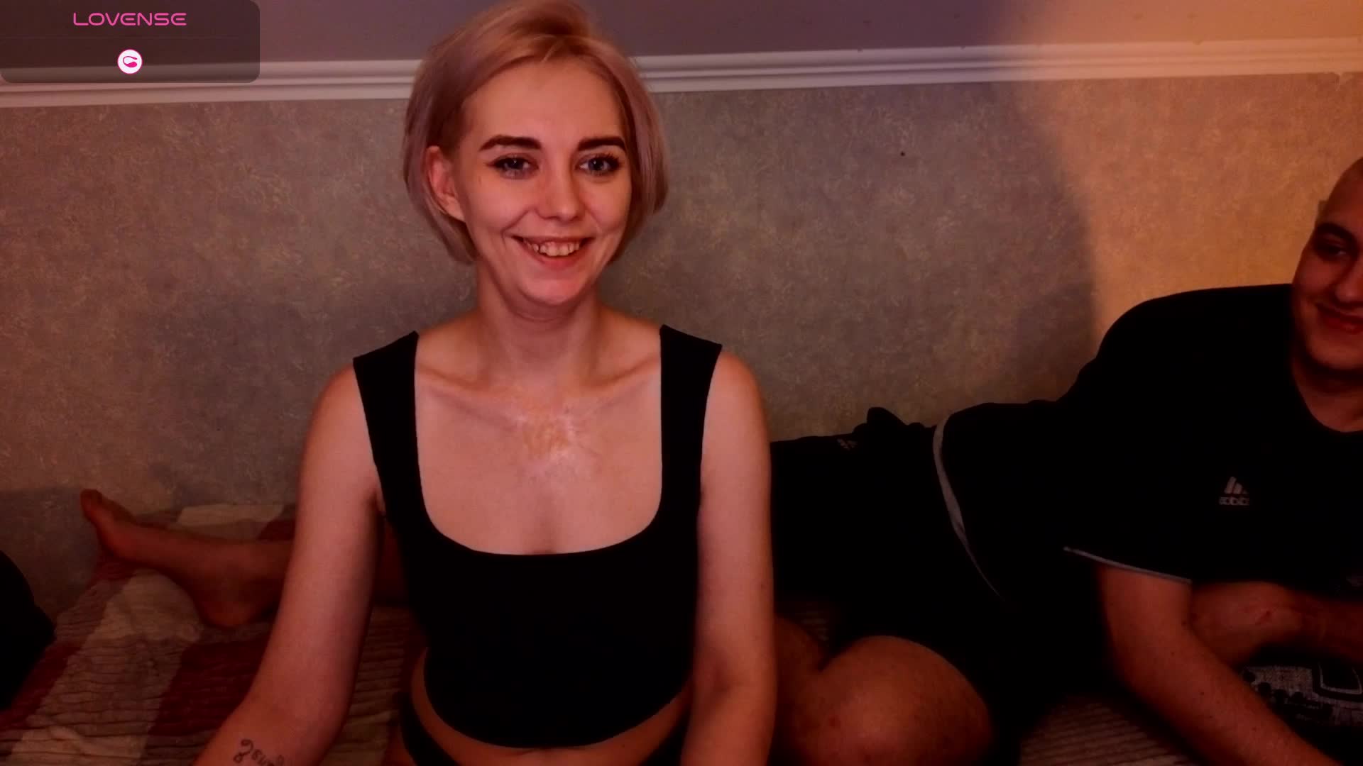 BlondIce Live Sex April 14, 2026