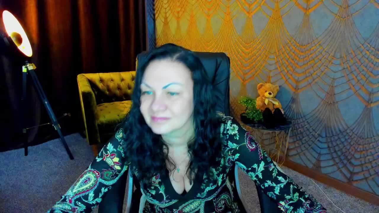 IrissMoon Live Sex April 15, 2026