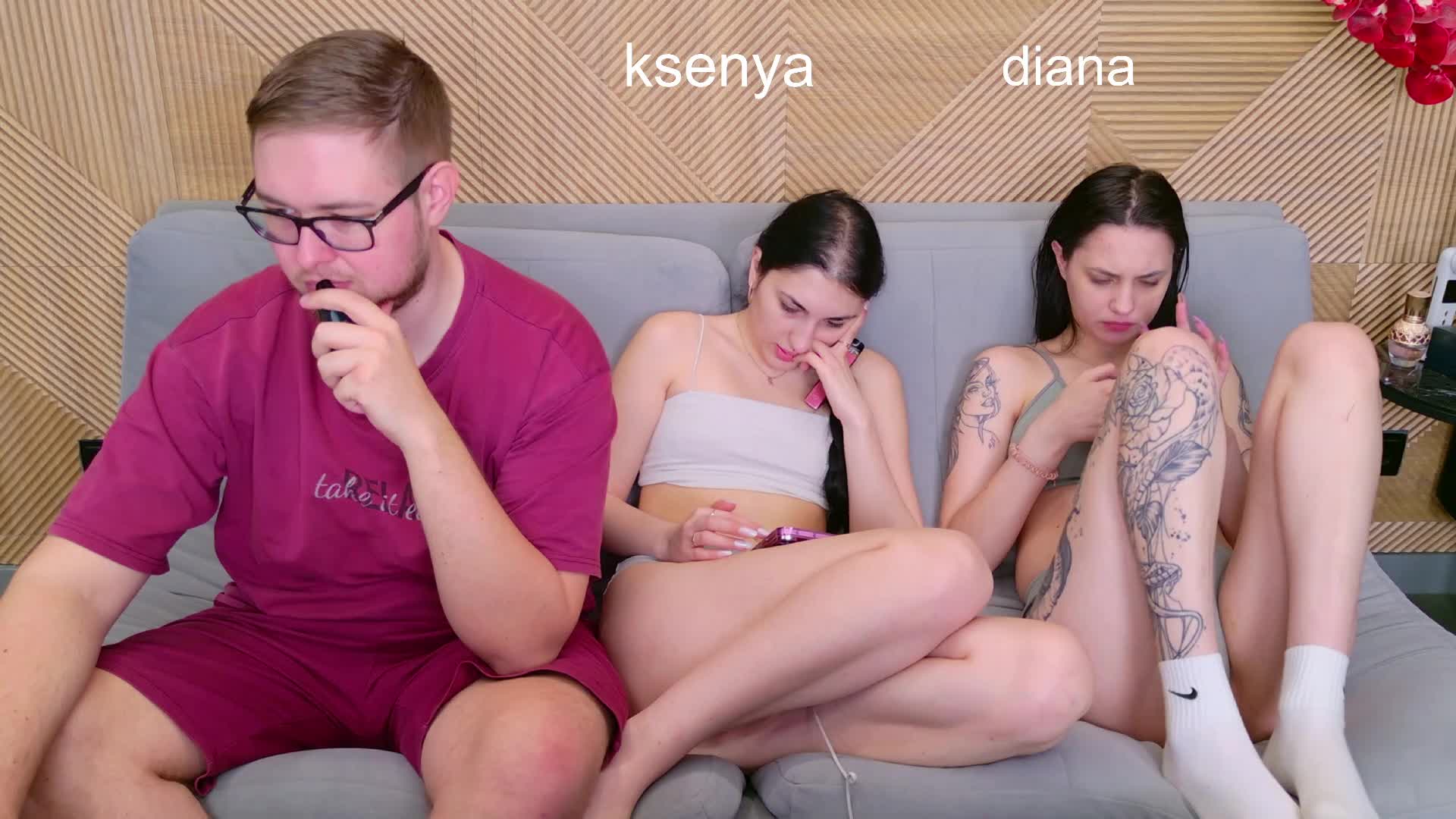 WebcamSlut Live Sex April 15, 2026