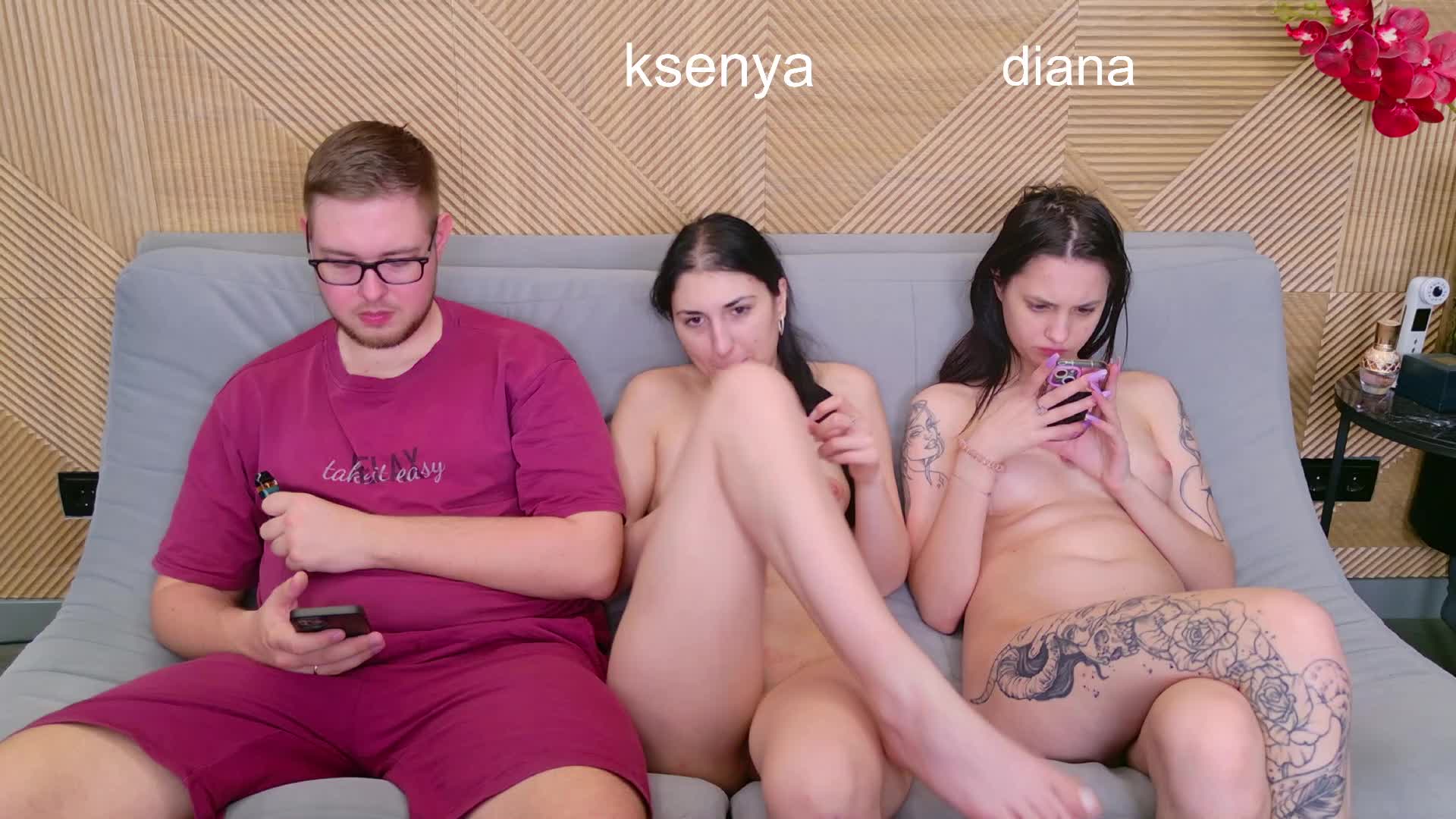 WebcamSlut Live Sex April 15, 2026