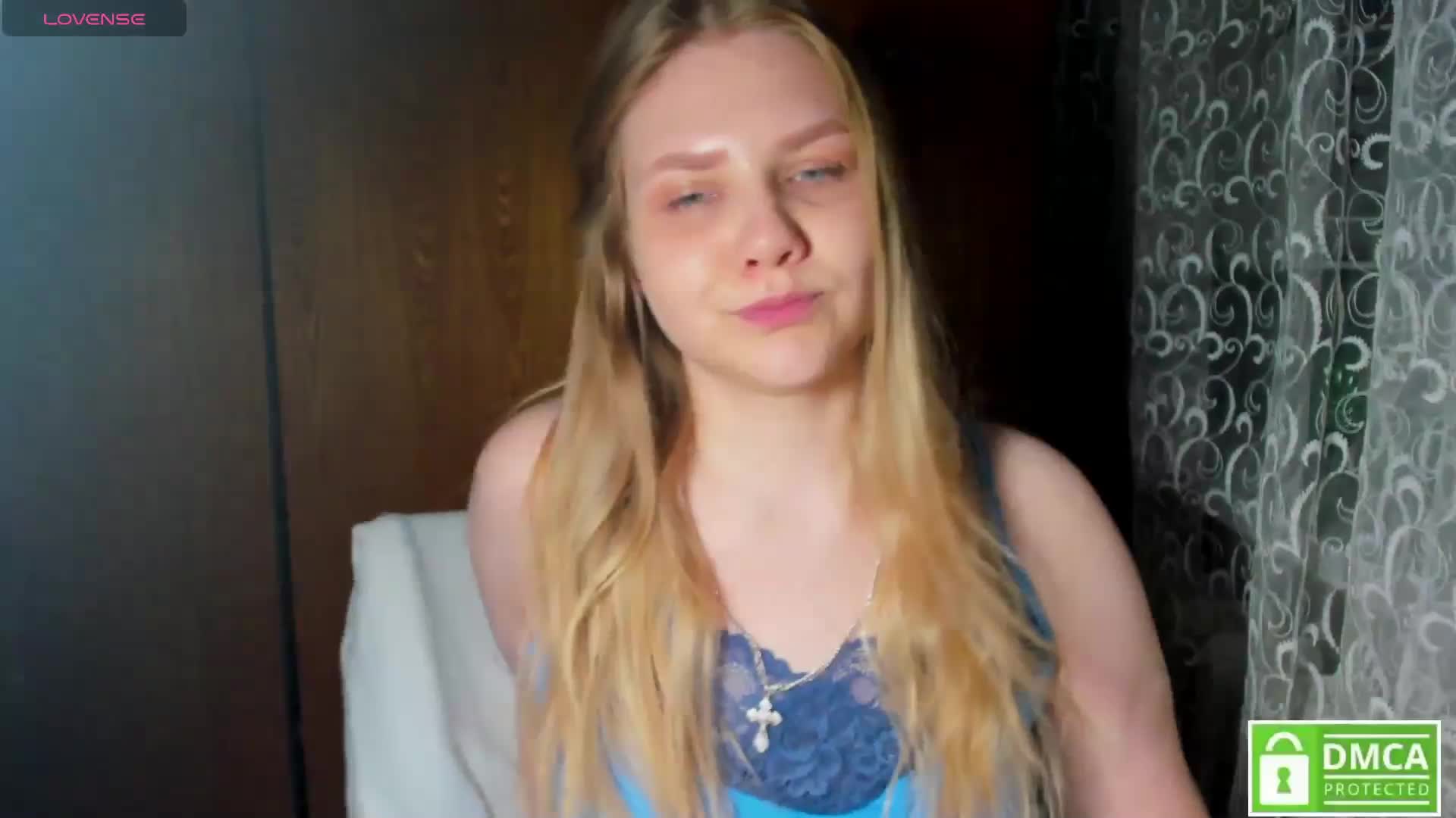 Emma-Frizea Live Sex April 15, 2026