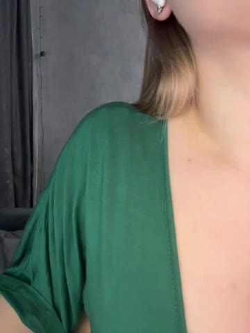 AlinaRay Live Sex April 15, 2026