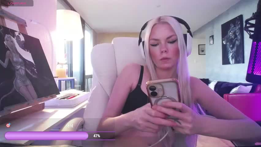 tinykylie Live Sex April 15, 2026
