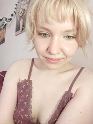 LadyAnny Live Sex April 15, 2026