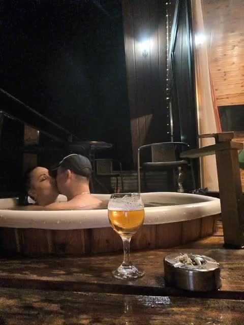 KissMyAss Live Sex April 15, 2026