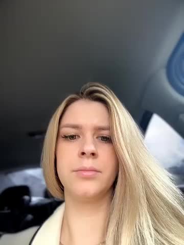 Love_Bri Live Sex April 15, 2026