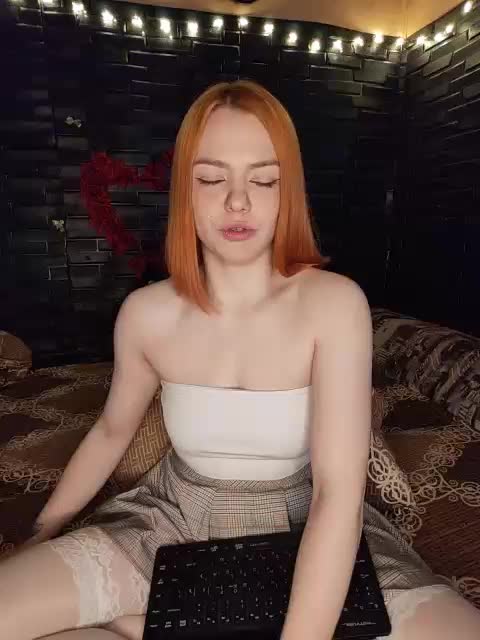 AliceRabbit Live Sex April 15, 2026