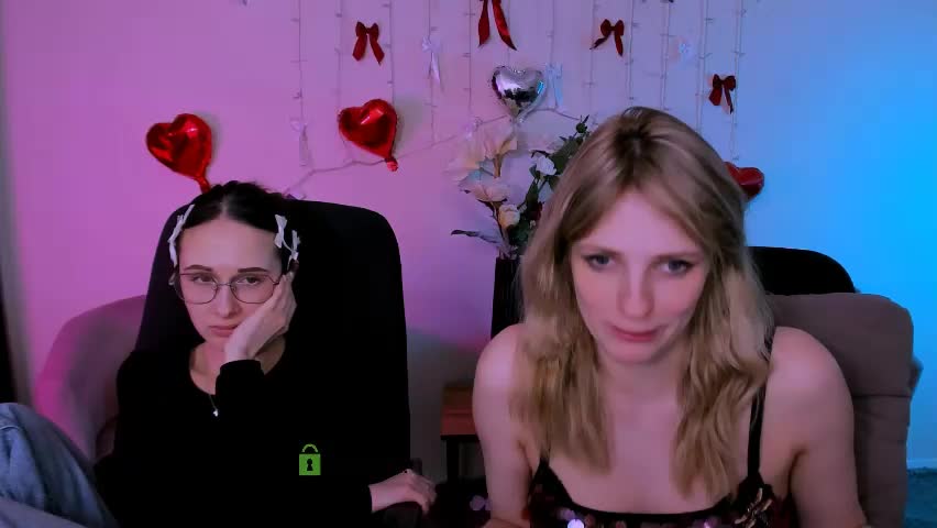 mona_cloud Live Sex April 15, 2026