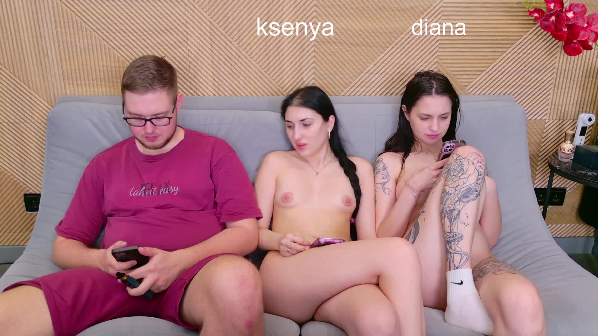 WebcamSlut Live Sex April 15, 2026