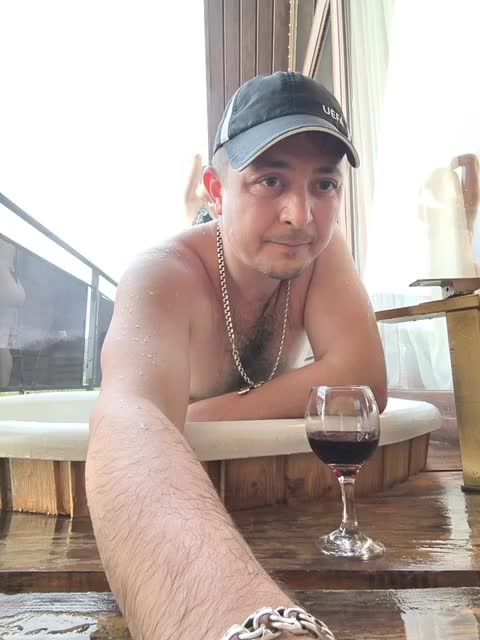 KissMyAss Live Sex April 15, 2026