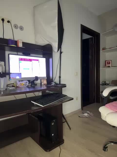 Eva-Bella Live Sex April 15, 2026