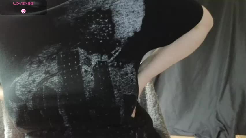 mia_g0ld Live Sex April 15, 2026