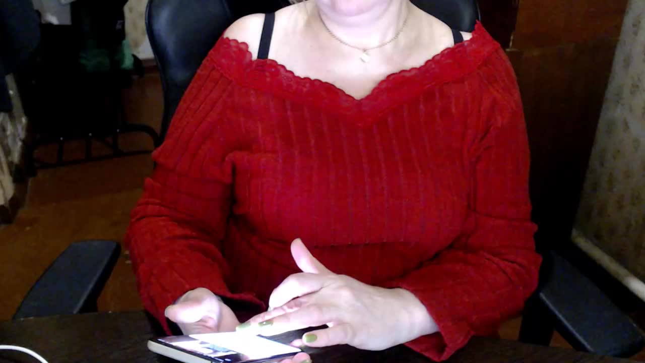Alisa1917 Live Sex April 15, 2026