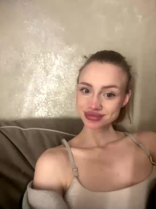 RealLinaaa Live Sex April 15, 2026