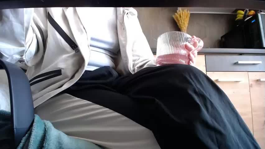 private_space Live Sex April 15, 2026