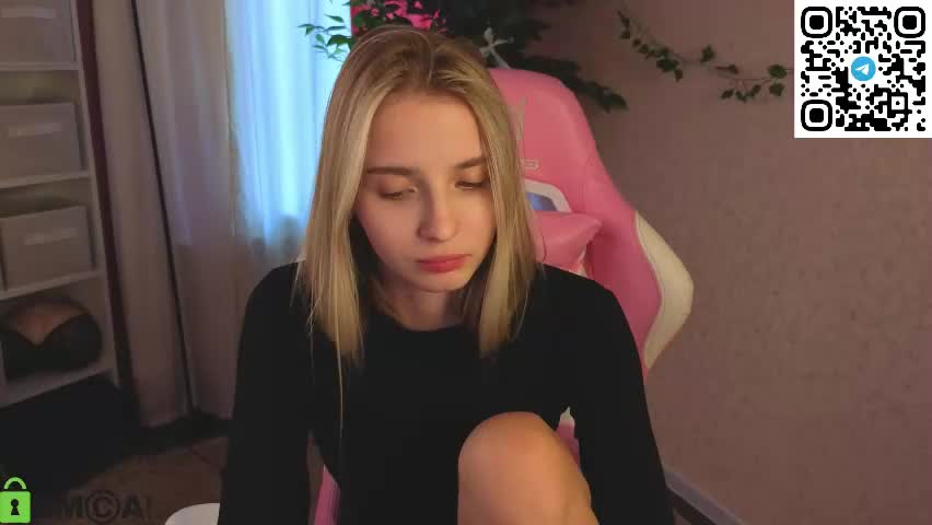 lina_reeds Live Sex April 15, 2026